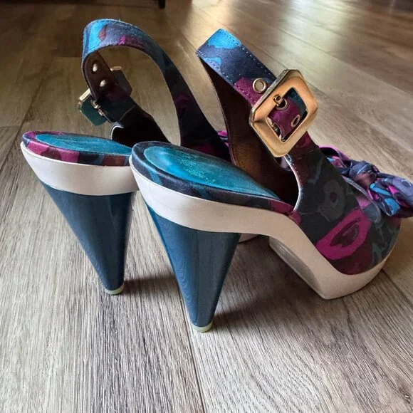 Marc by Marc Jacob’s Floral Bow Sling back Heels - Picture 5 of 7